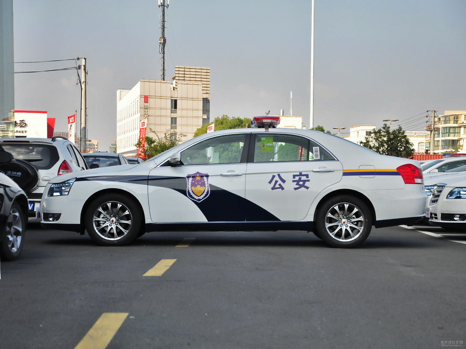 吉利EC8外觀高清大圖