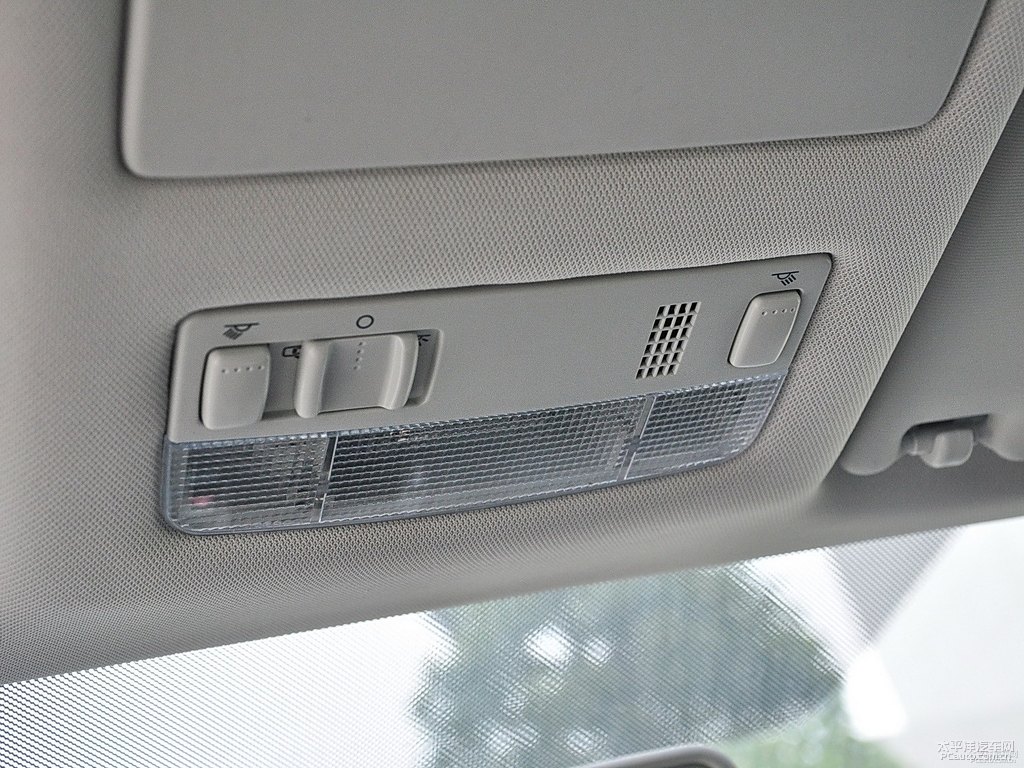 幻影藍(lán)明銳車廂內(nèi)飾圖片