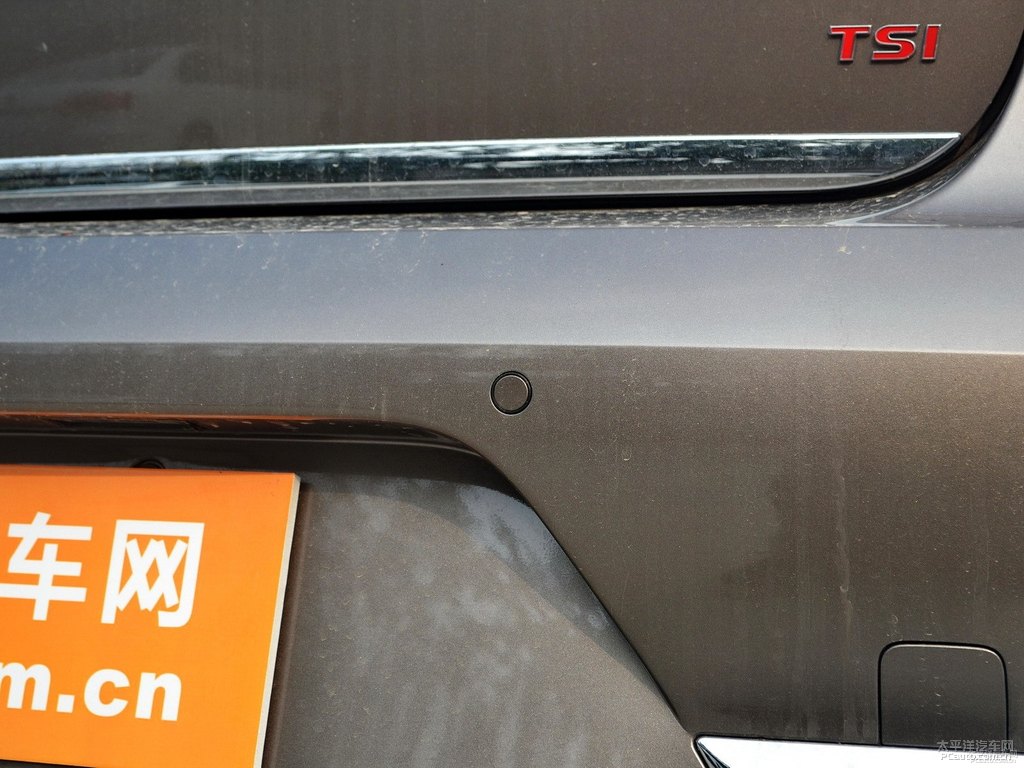 開羅金邁騰車尾外觀圖片