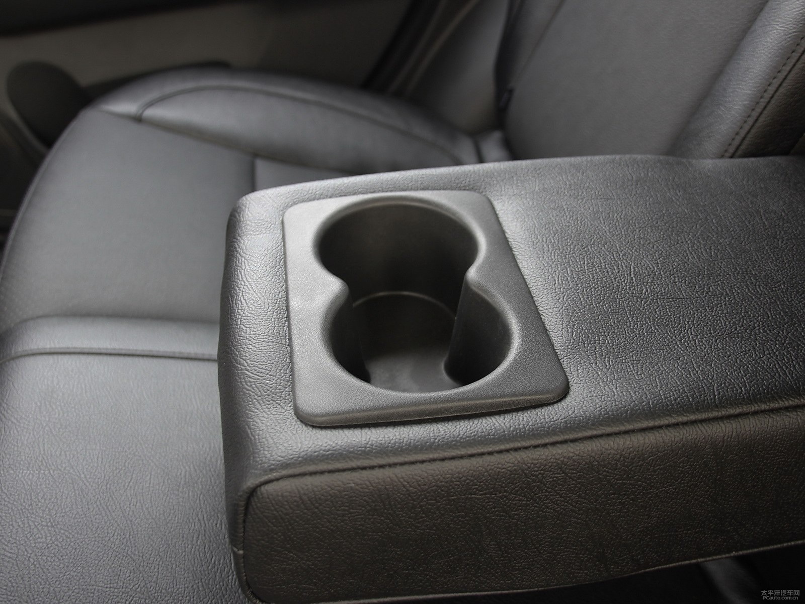 景逸S50空間高清大圖