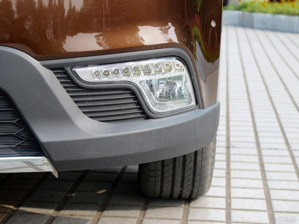 大地棕寶駿730車頭外觀圖片