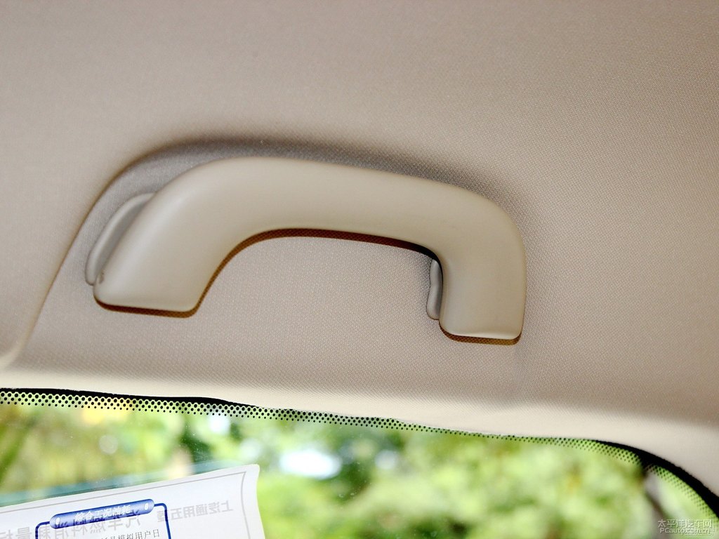 大地棕寶駿730車廂內(nèi)飾圖片