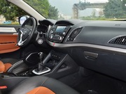 2014款 2.0T 手動(dòng)兩驅(qū)尊享版 2014款 2.0T 手動(dòng)兩驅(qū)尊享版