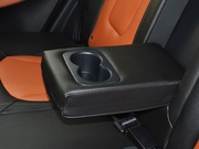 2014款 2.0T 手動(dòng)兩驅(qū)尊享版 2014款 2.0T 手動(dòng)兩驅(qū)尊享版