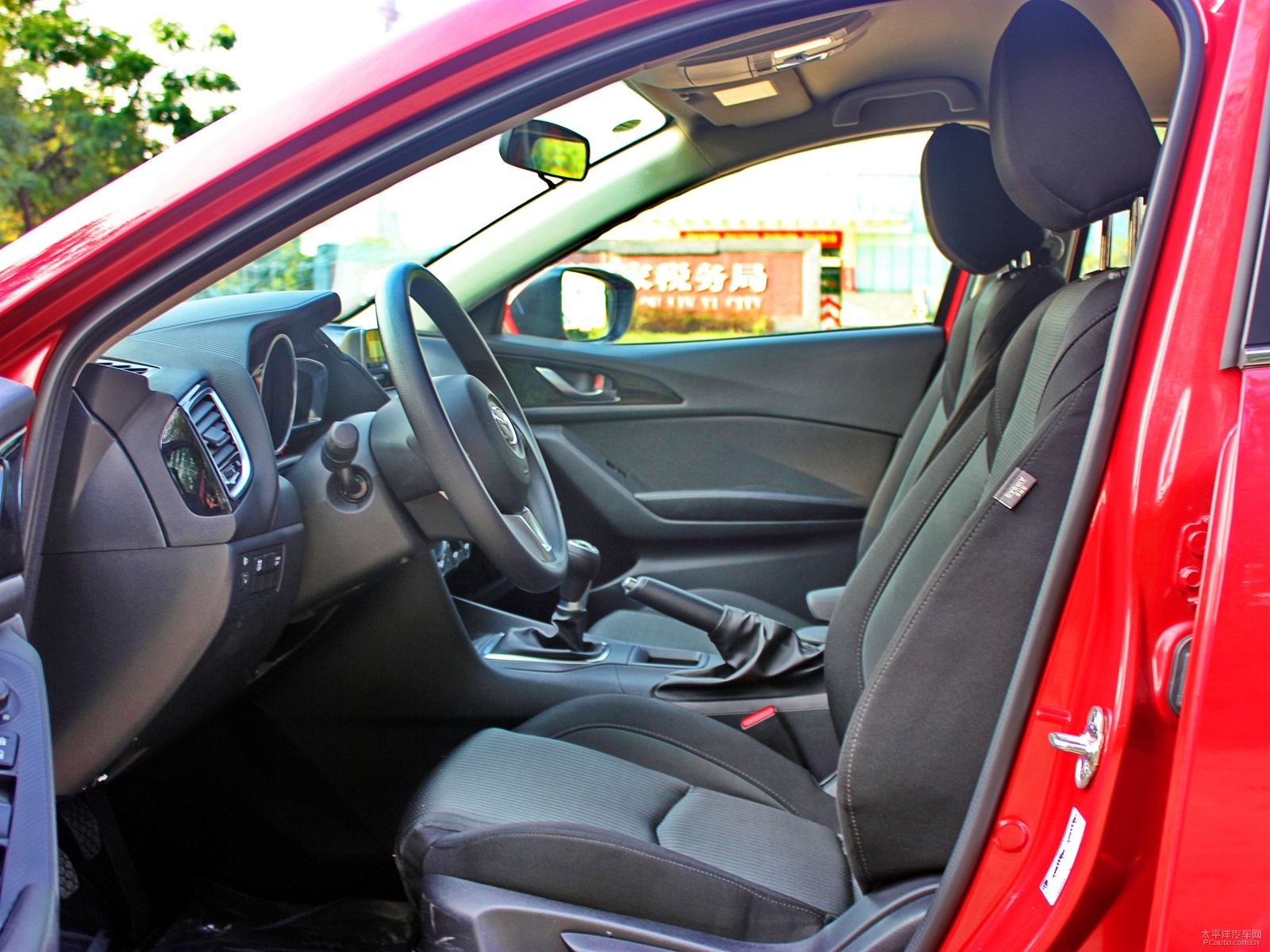 馬自達3 昂克賽拉空間高清大圖