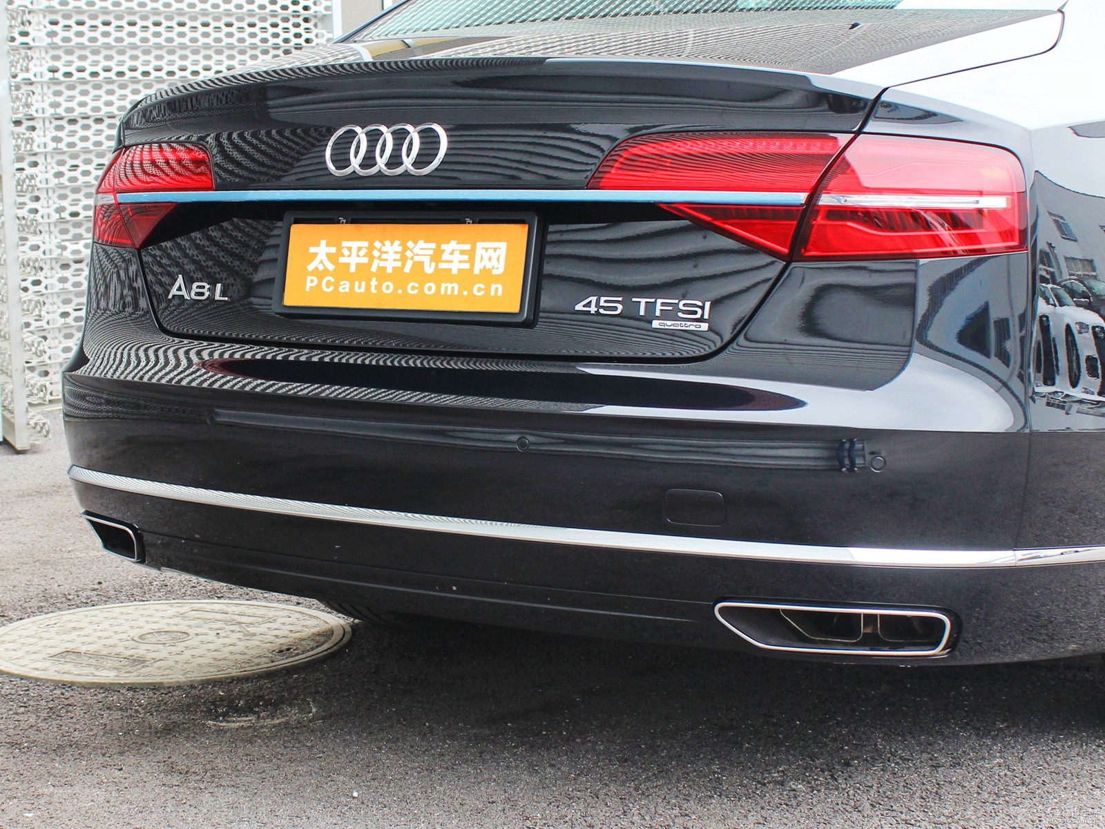 奧迪A8L外觀高清大圖