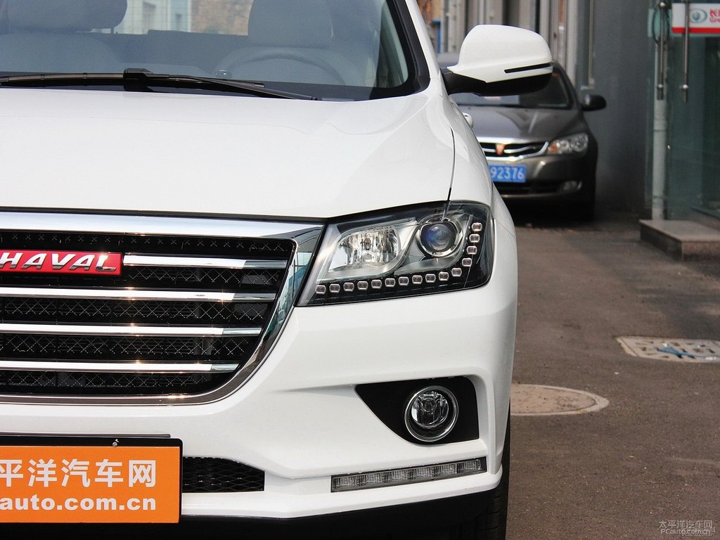 簡約白哈弗H2車頭外觀圖片