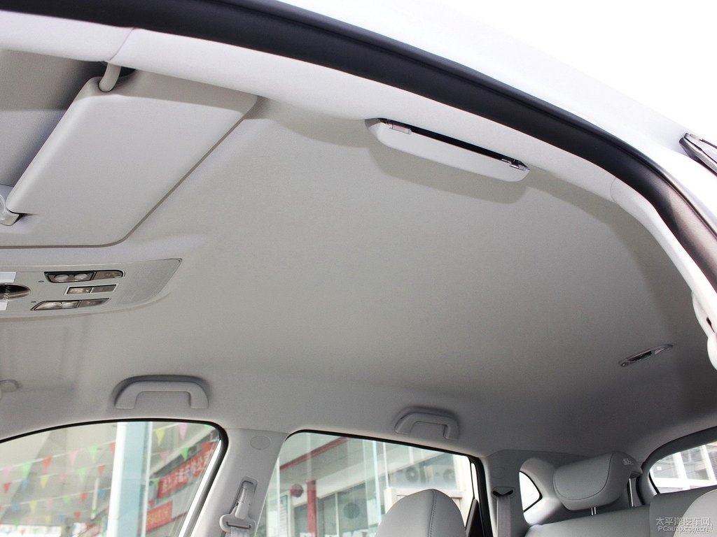 簡約白哈弗H2車廂內(nèi)飾圖片