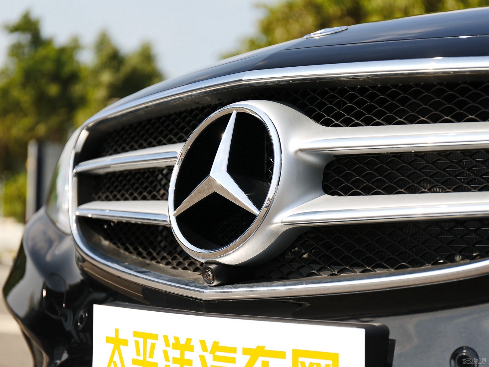 奔馳E級(jí)外觀高清大圖