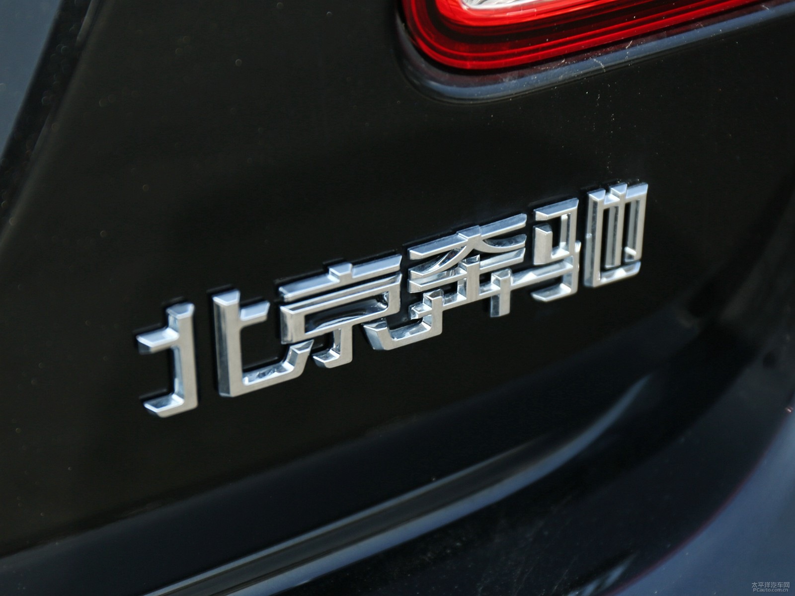 奔馳E級(jí)外觀高清大圖