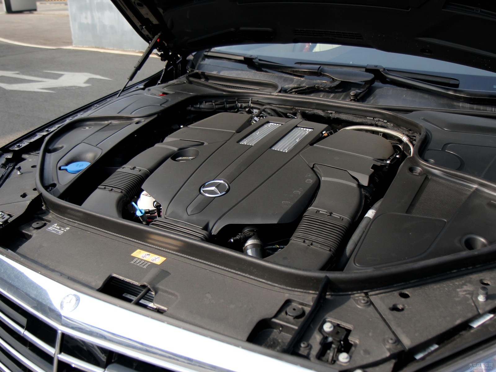 奔馳S級(jí)細(xì)節(jié)高清大圖