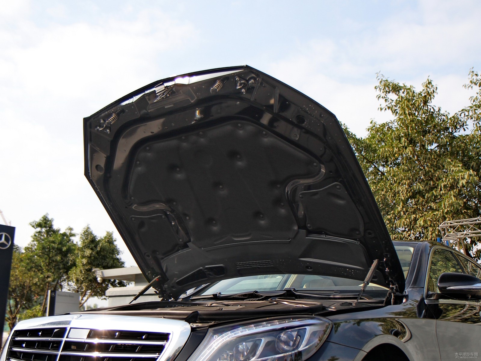 奔馳S級細(xì)節(jié)高清大圖