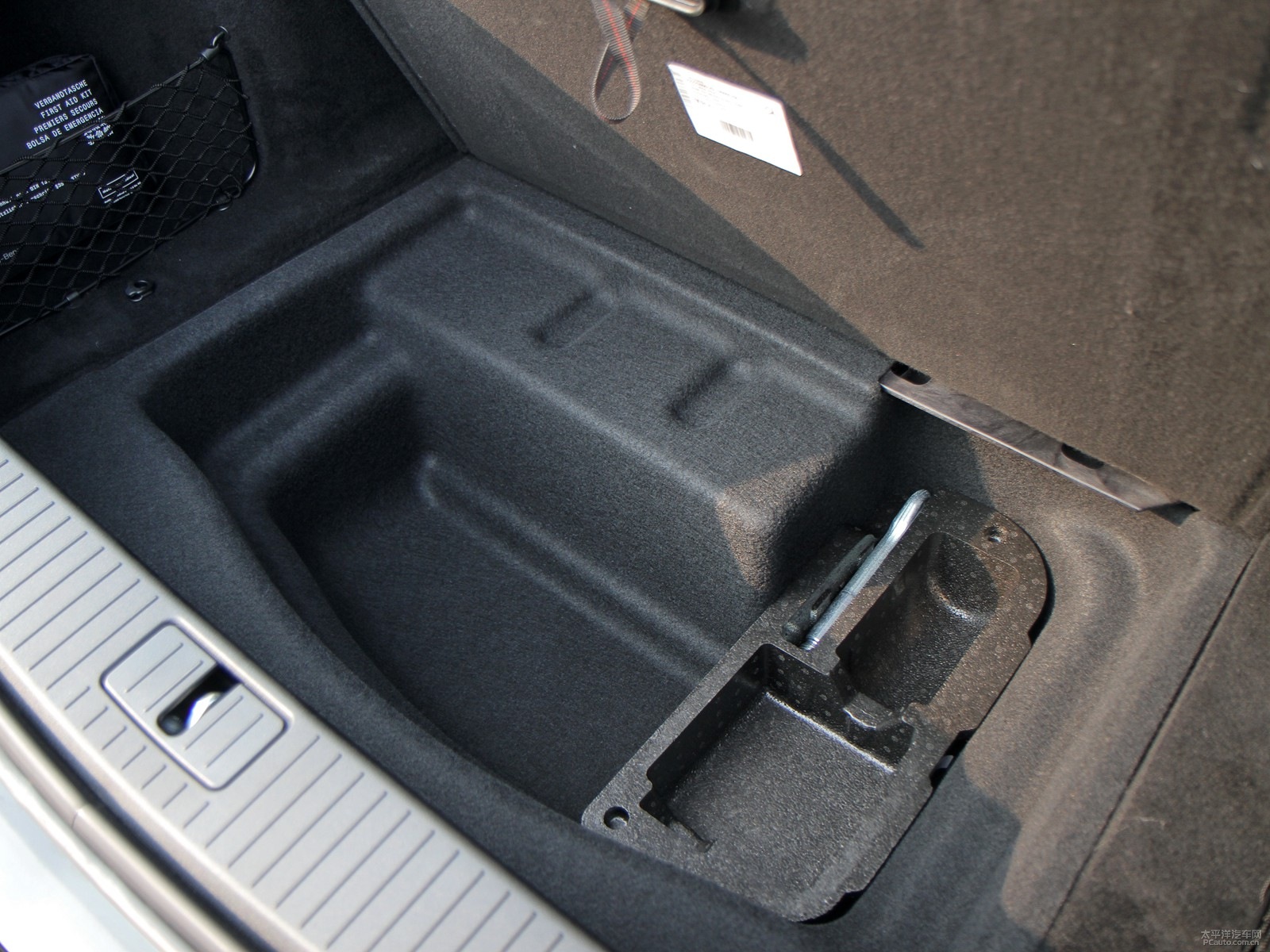 奔馳S級(jí)細(xì)節(jié)高清大圖