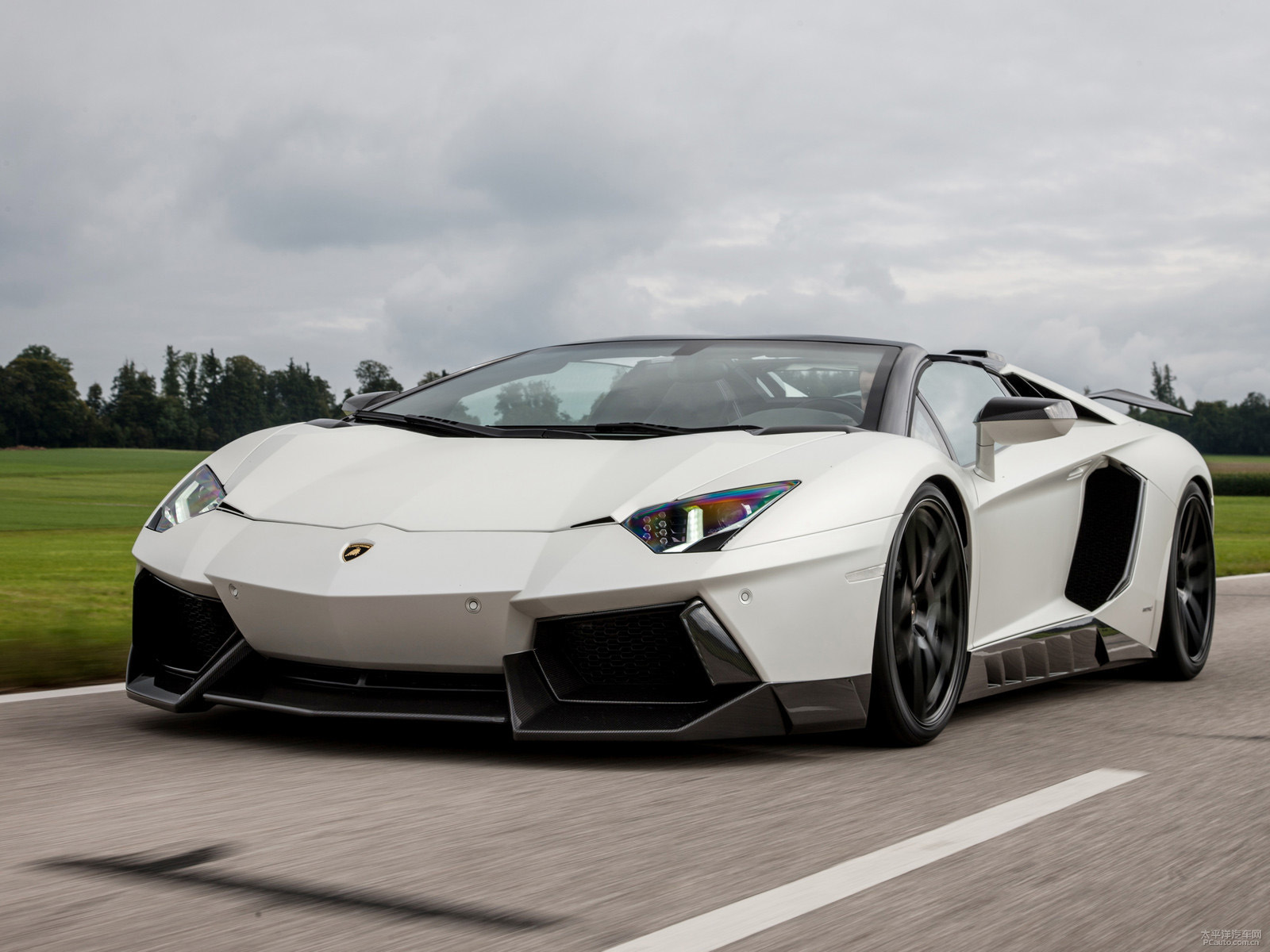 Aventador外觀高清大圖