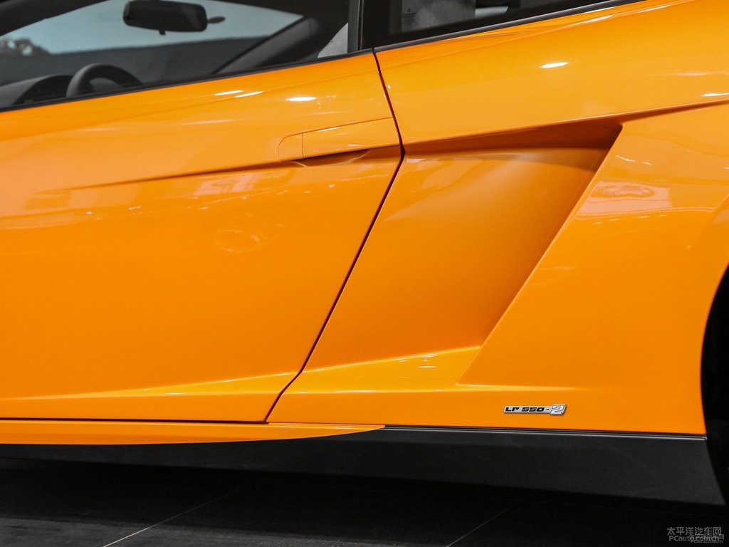 ɫwGallardo܇^DƬ