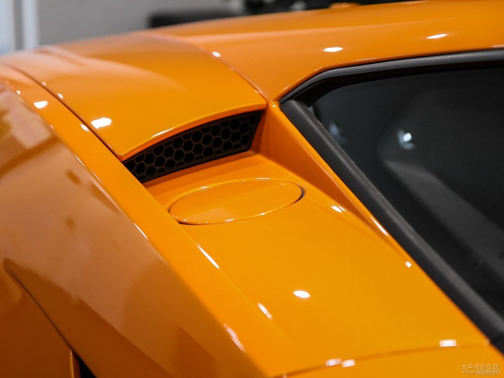 ɫwGallardo܇^DƬ