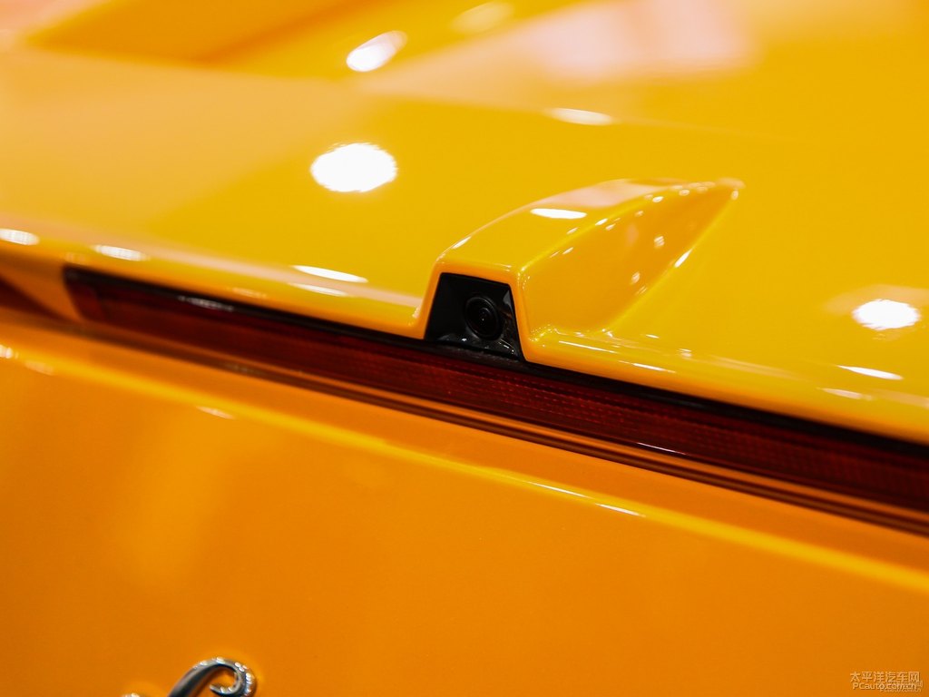 ɫwGallardo܇^DƬ