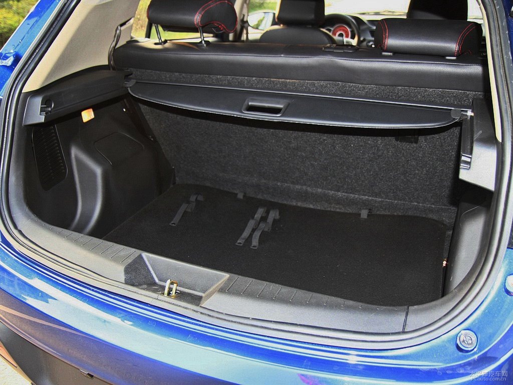 力帆X50空間高清大圖