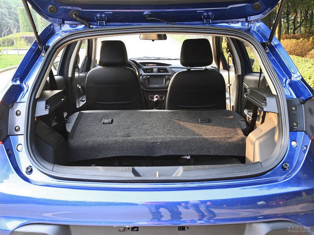 力帆X50空間高清大圖