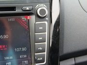 2014款 1.5L MT 豪華型 國IV 2014款 1.5L MT 豪華型 國IV