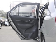 2014款 三廂 1.5L MT 精英型 2014款 三廂 1.5L MT 精英型