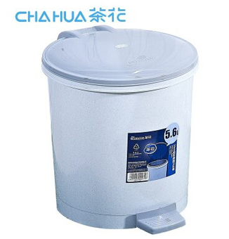 茶花5.6L有盖脚踏式垃圾桶