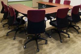 330平现代简约风格办公室会议室装修效果图