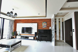  165平方米四居室现代客厅电视墙装修效果图