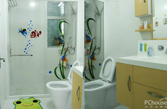 童话现代风三居室卫生间装修效果图