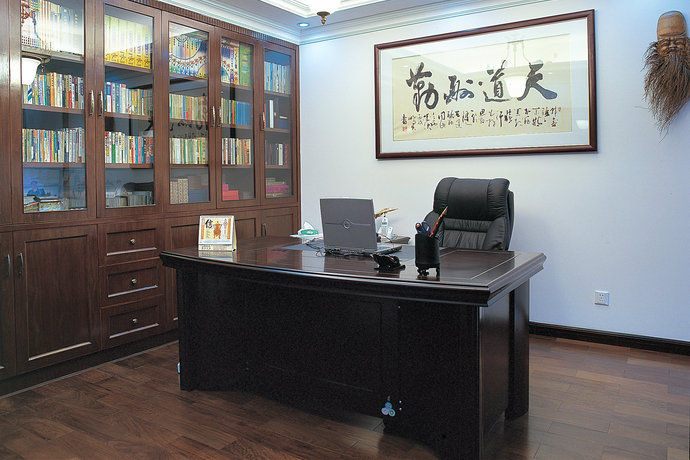 中式风格别墅书房装修效果图