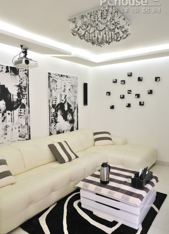 60ƽСͶװ 󻭼ҴΨײɫռ