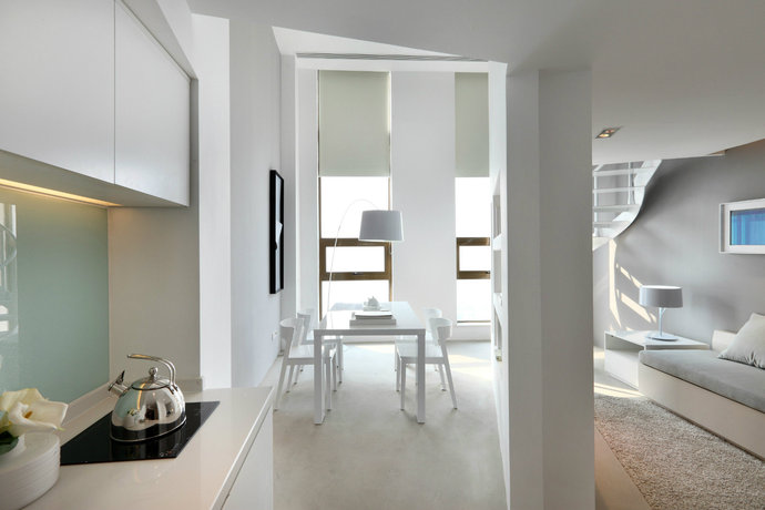 欧式现代风格白色客厅设计图赏