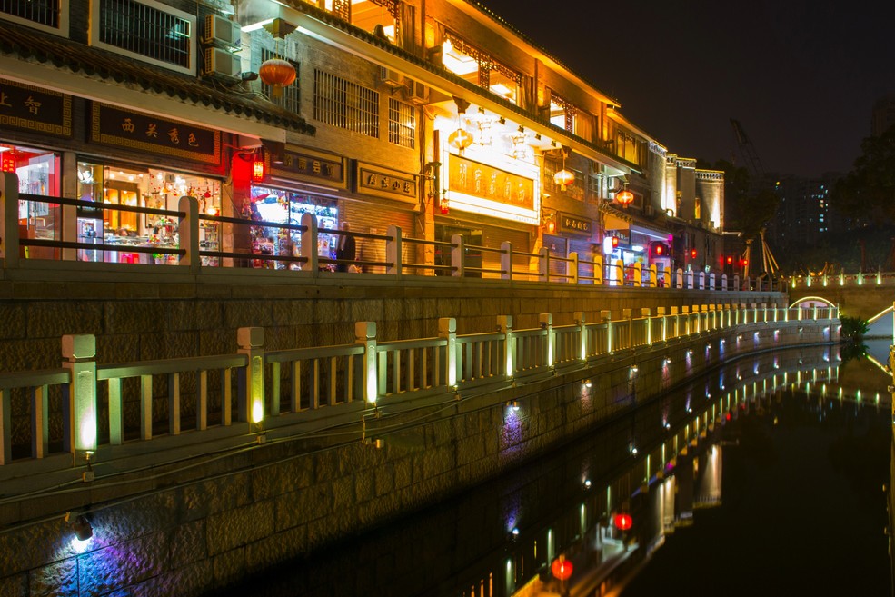 荔枝湾涌夜景图片