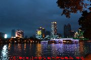 2013年8月31日修复通车前，海珠桥 夜色