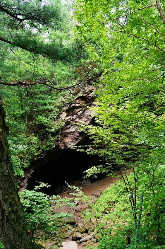 鏡泊湖火山口