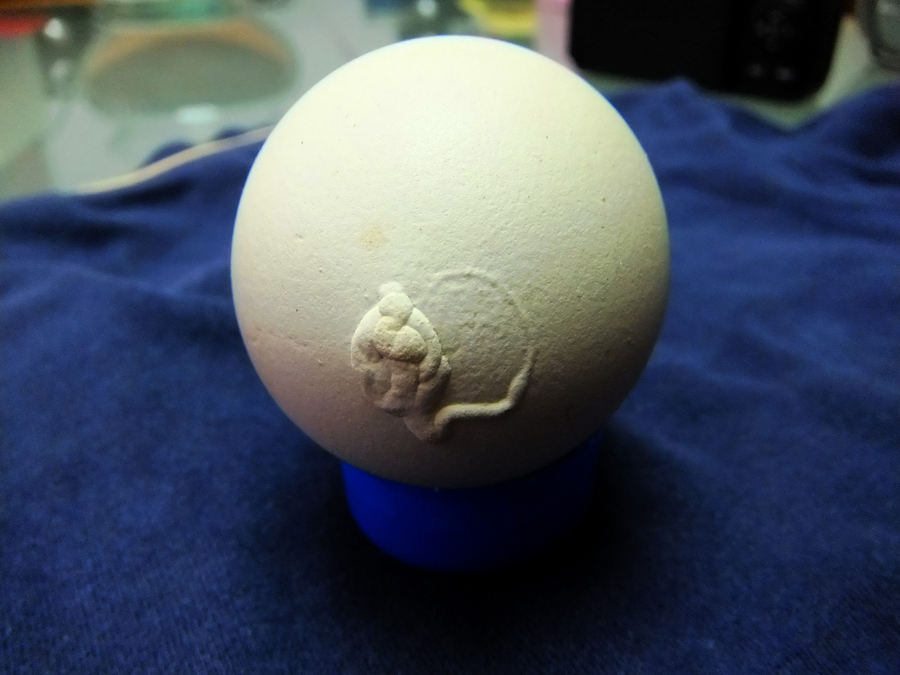 egg with mystery designs 