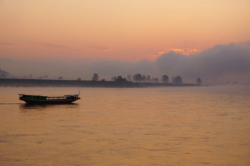 湄公河之晨