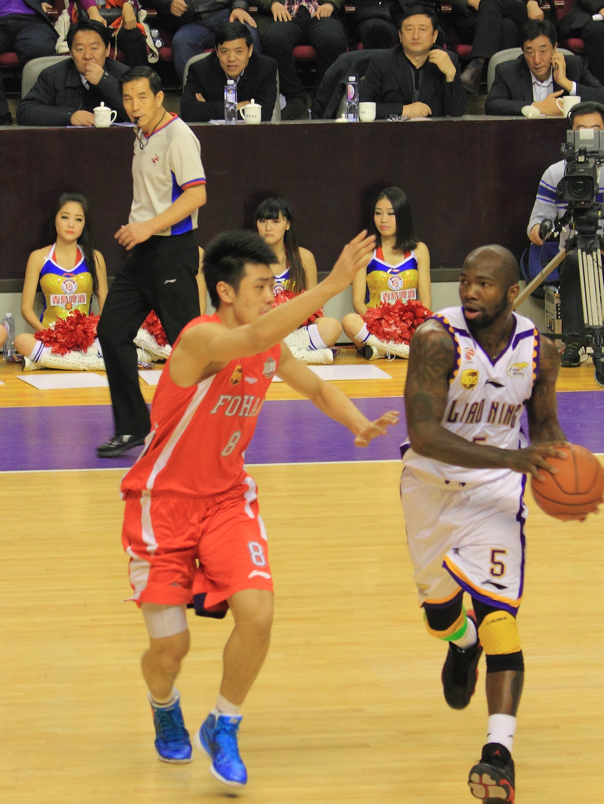 从防守到快攻全面压制对手凯尔特人NBA集锦展现冠军级实力