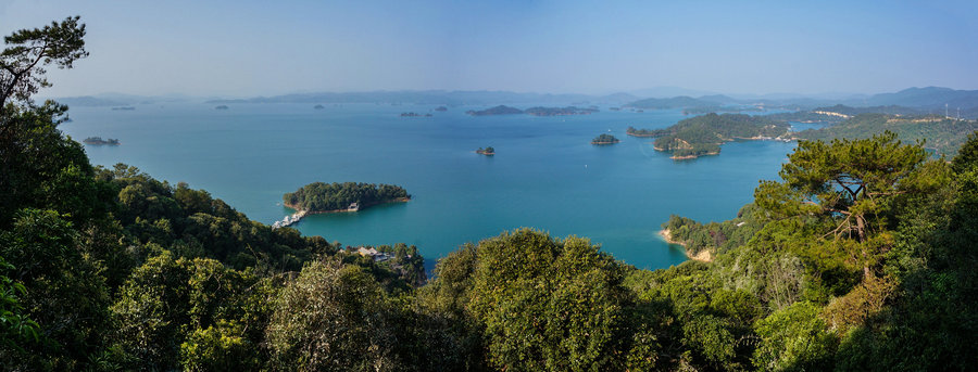 　　万绿湖(万绿湖风景区旅游攻略)