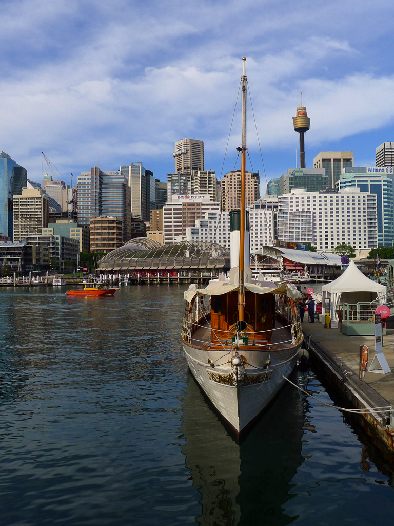 Darling Harbour  -------- 4