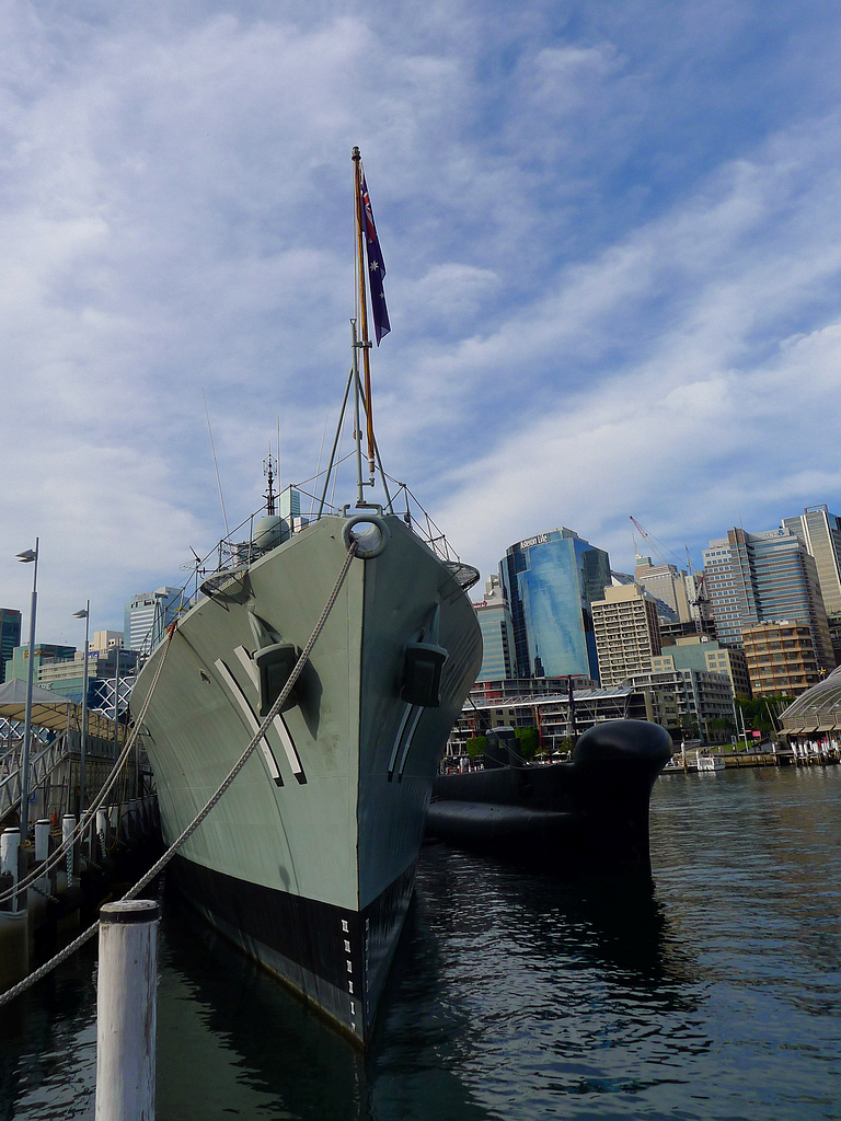 Darling Harbour  -------- 4