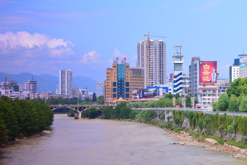 恩施城的清江大橋