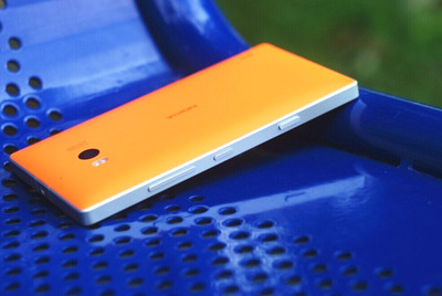 Nokia Lumia 930 -- 最美诺基亚,文艺小钢板