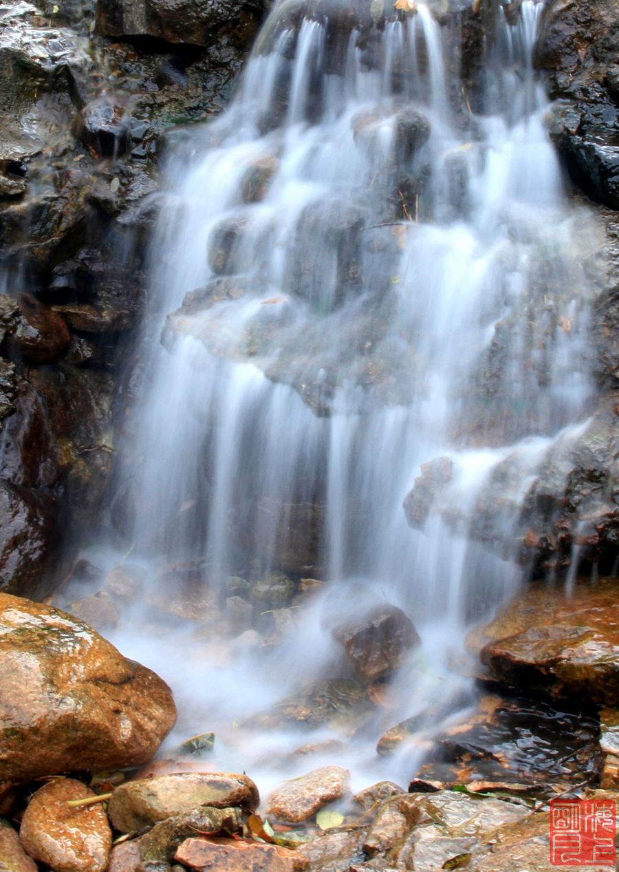 拍写真拍着流水了h图片