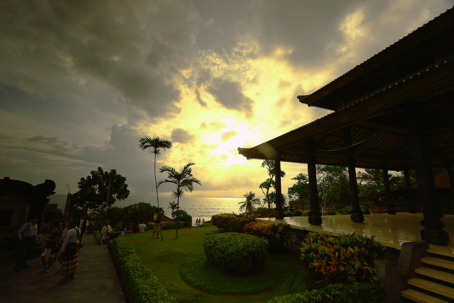 嵺ʮ(Tanah Lot)