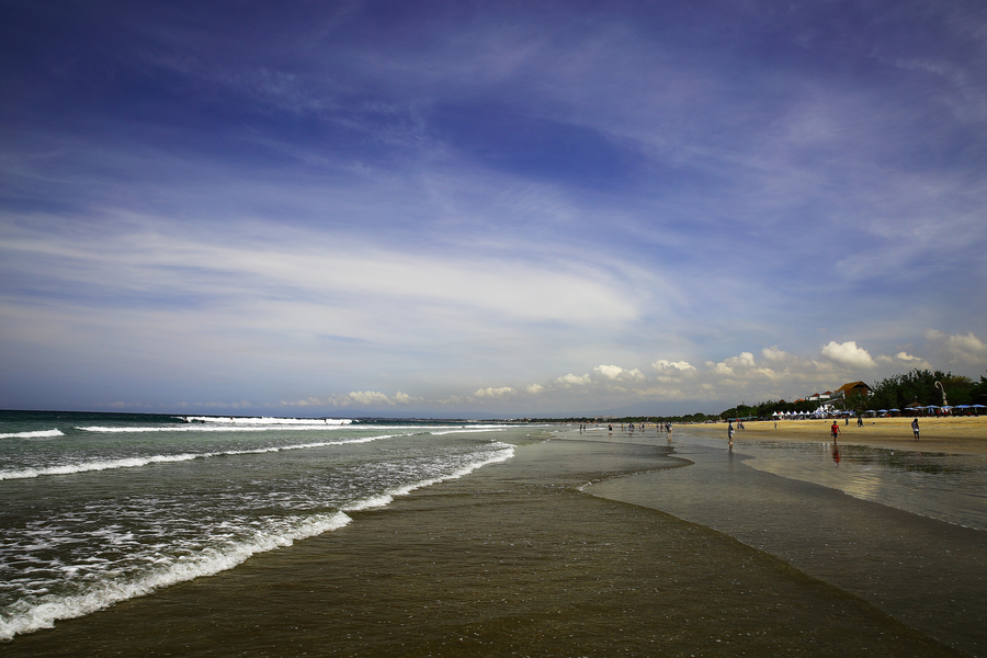 嵺ʮģ̲(Kuta Beach)