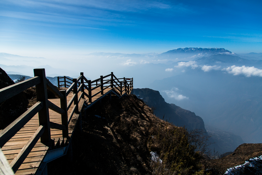 大山包-雄奇鸡公山