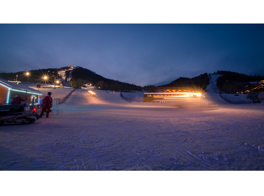 【【长白山滑雪场新年之夜】摄影图片】风光摄