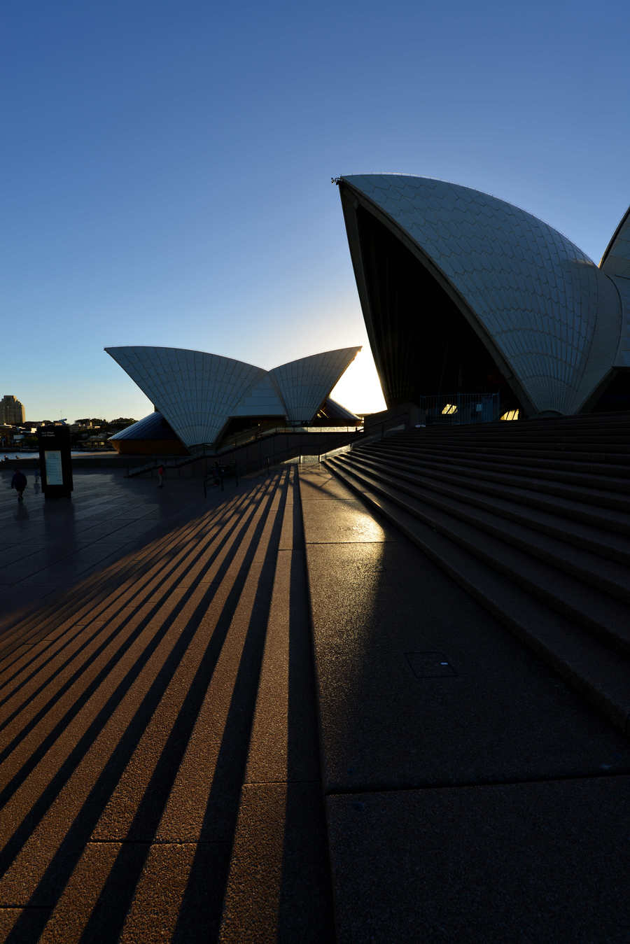 ROMANTIC SYDNEY PORT