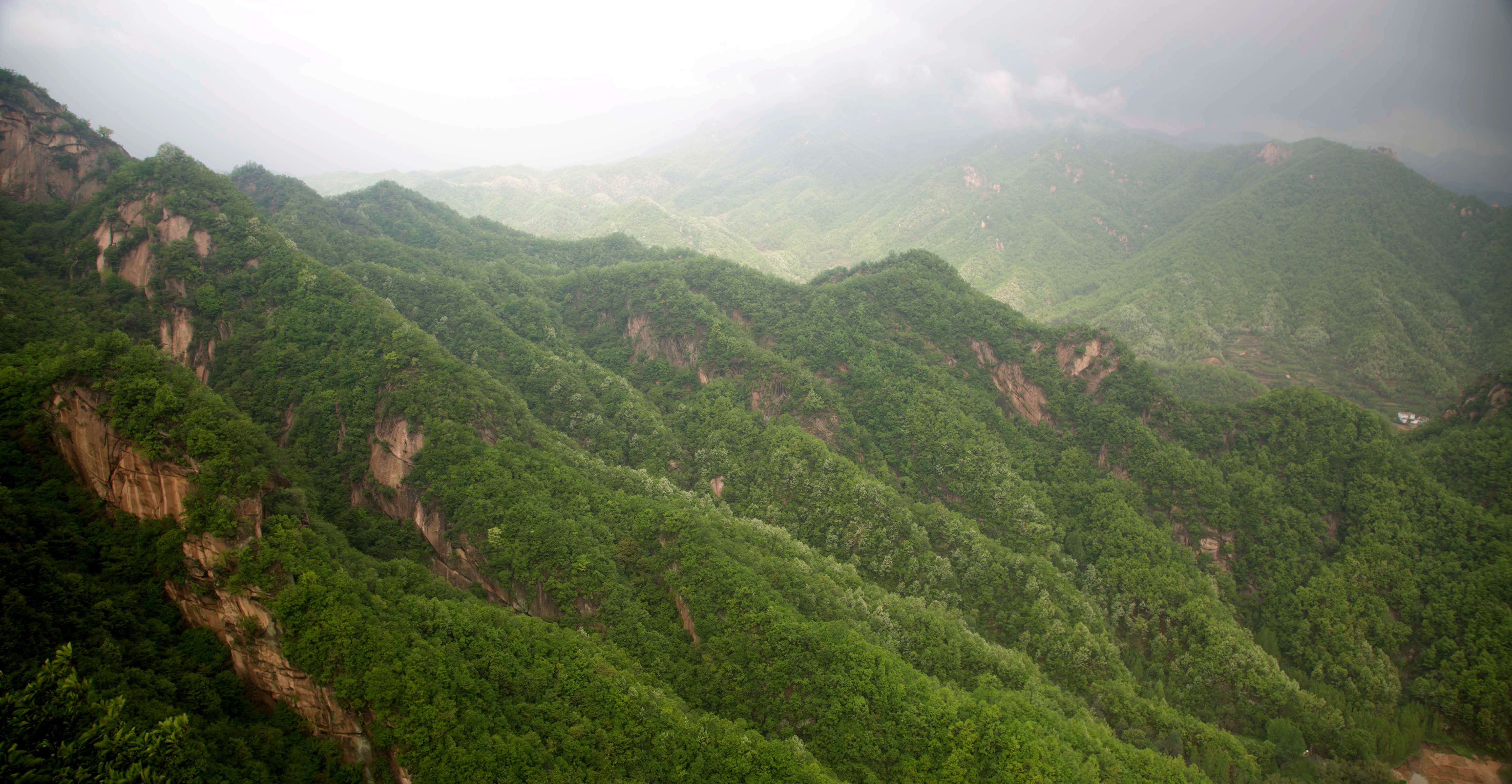 云南昭通，雨后初晴的清官亭公园掠影 - 中国国家地理最美观景拍摄点
